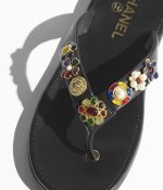 Spring-Summer 2025 Pre-collection Thongs - Image 3